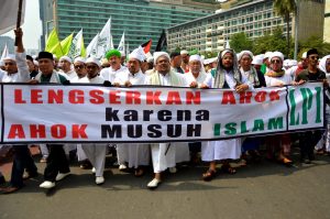 1417406963_20141112_094747_demo20fpi20tolak20ahok_sopian2020920