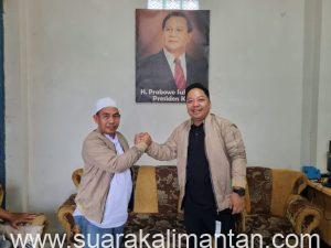 Akhirnya Tokoh LSM yang Sangat Fenomenal Ini Kepincut Partai Gerindra
