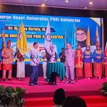 Peresmian Universitas PGRI Kalimantan Serta Pelantikan Rektor Di Banjarmasin